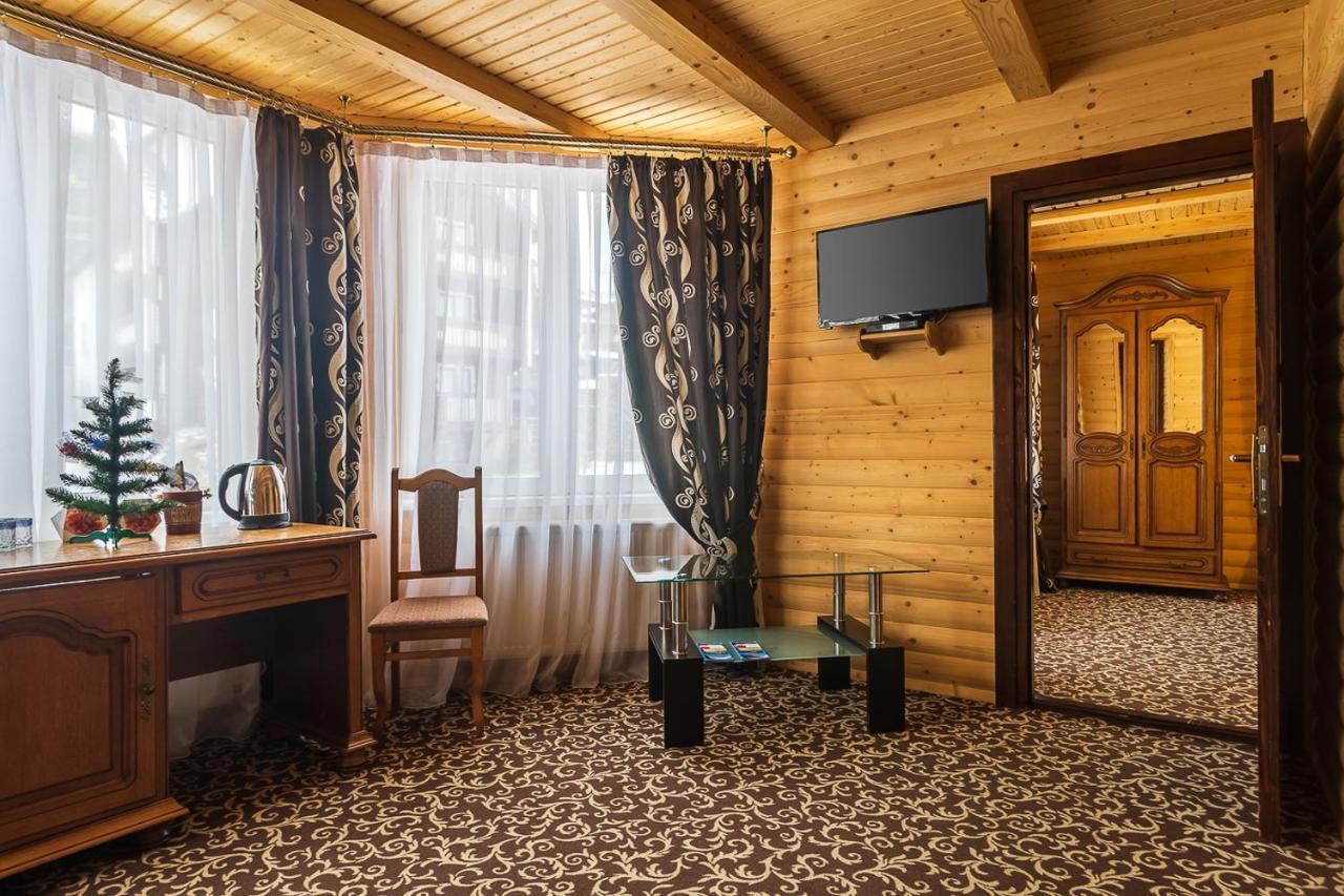 Alpin Hotel Буковель Экстерьер фото